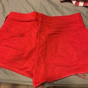 Red target shorts